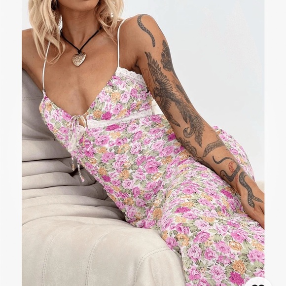 Princess Polly Emily Babydoll Floral Maxi Dress size 2 Fairy Y2K  Wedding Guest - Picture 3 of 16